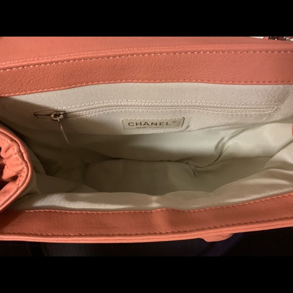 Chanel Chain Around Bag - Picture 7 of 8